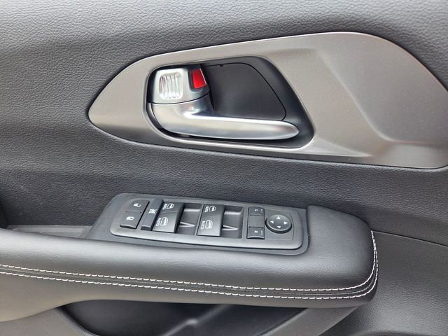 New 2026 White Chrysler LX image 21