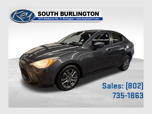 Gray (Graphite) 2019 Toyota Yaris LE Sedan FWD Sedan Front-Wheel Drive 6-Speed Automatic
