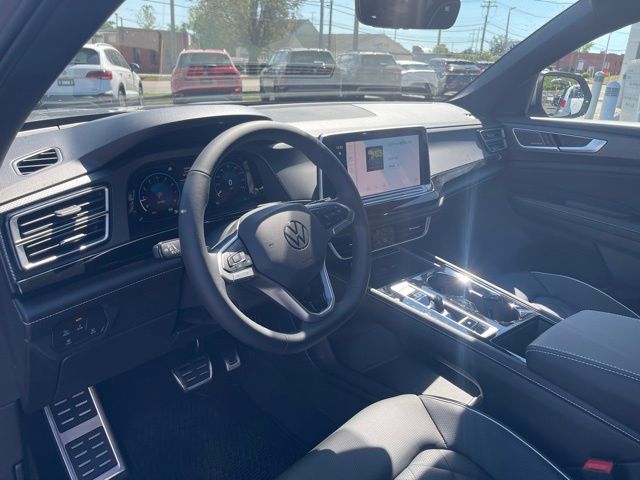 2026 Volkswagen Atlas Cross Sport SEL Premium R-LINE - Photo 14