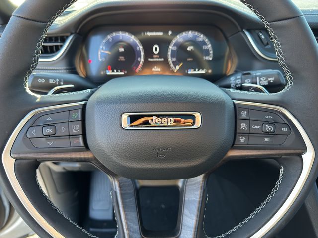 New 2025 Silver Jeep Limited image 12