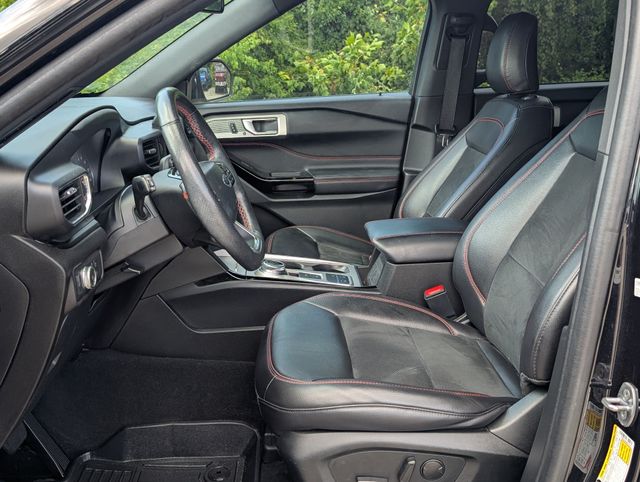 2022 Ford Explorer ST-Line Black at Legacy Ford