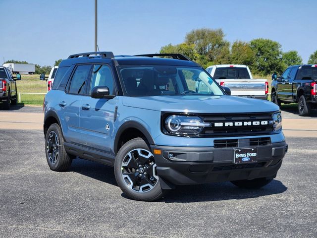 2024 Ford Bronco Sport Outer Banks 2