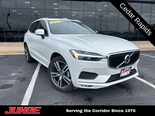 Crystal White 2021 Volvo XC60 T5 Momentum AWD SUV / Crossover All-Wheel Drive Automatic