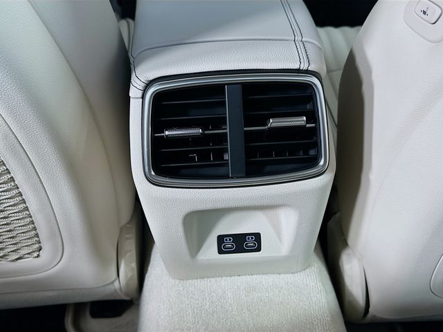 Thumbnail: 2026 Genesis G70 - 18