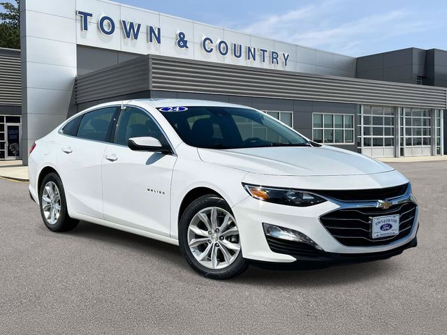 Summit White 2024 Chevrolet Malibu Sedan Front-Wheel Drive Continuously Variable Transmission