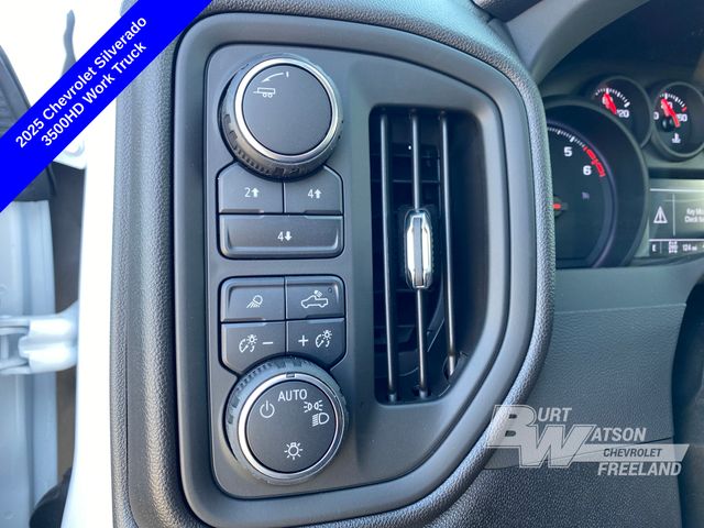 2025 Chevrolet Silverado 3500HD Work Truck photo