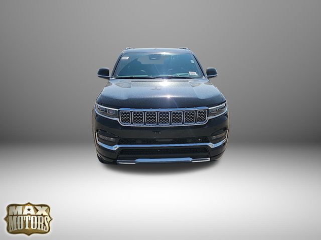 2023 Jeep Grand Wagoneer Base 3