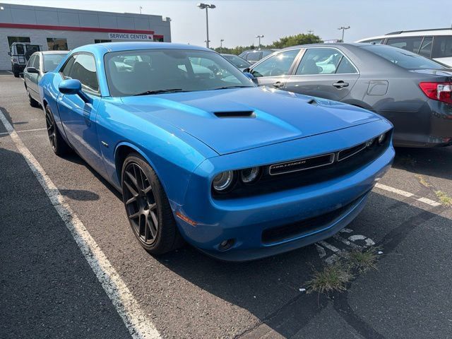 B5 Blue Pearlcoat 2016 Dodge Challenger Coupe Rear-Wheel Drive 8-Speed Automatic