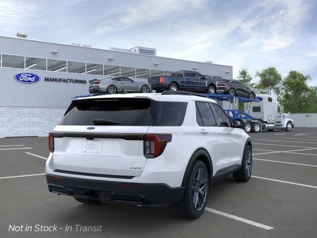 2025 Ford Explorer ST-Line 8