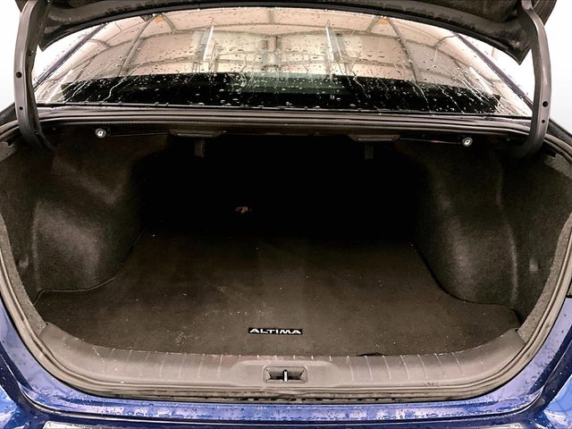2020 Nissan Altima 2.5 SR Blue at John Sisson Motors