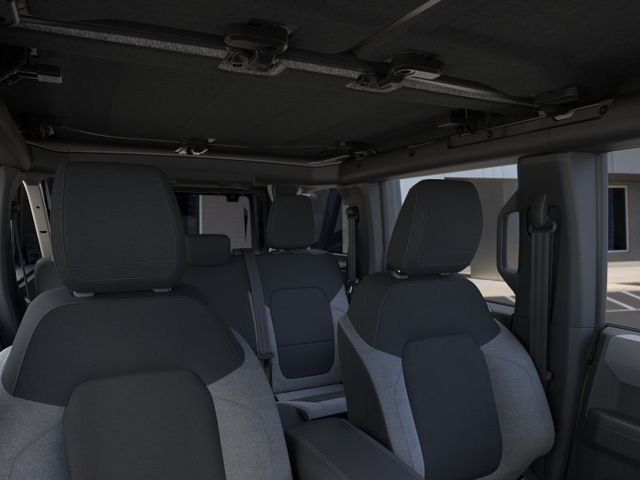 2025 Ford Bronco Big Bend:L168147