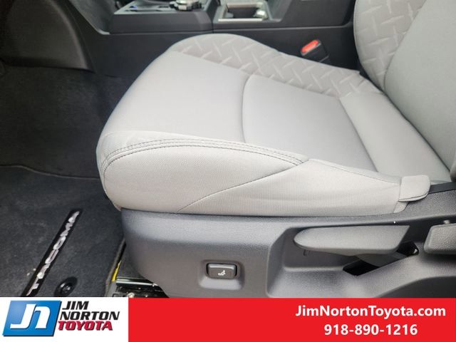 2026 Toyota Tacoma SR5 - Photo 21