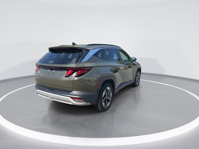 Used 2025 Green Hyundai SEL image 8
