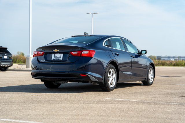 2016 Chevrolet Malibu LS 7