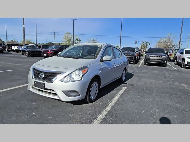 2019 Nissan Versa 1.6 SV