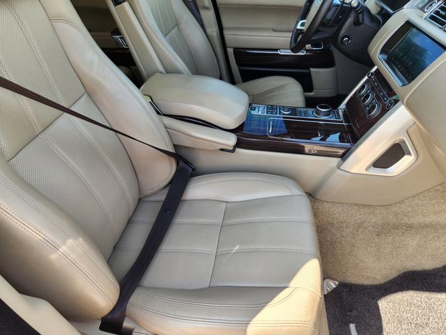 2017 Fuji White Land Rover Range Rover 3.0L V6 Supercharged HSE 4X4 SUV
