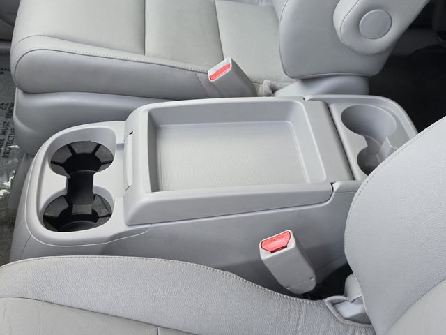 Used 2016 Honda Odyssey Van