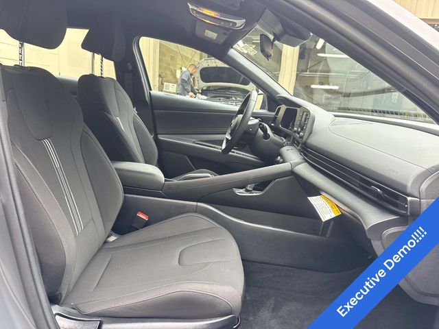 2025 Hyundai Elantra