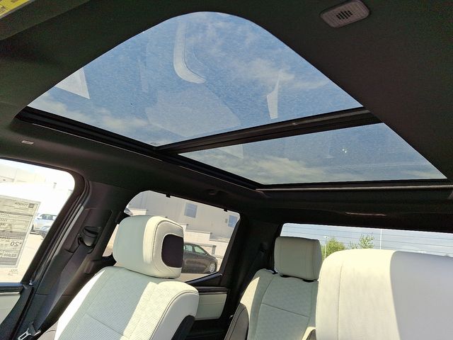 2025 Toyota Tundra Capstone - Photo 12