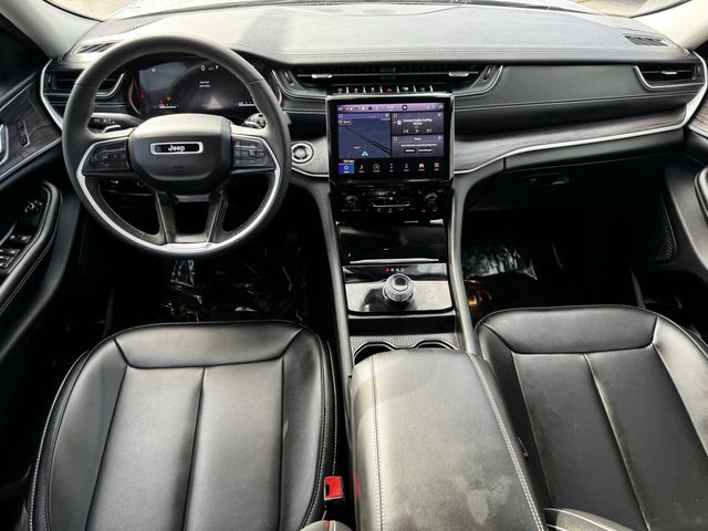 2024 Jeep Grand Cherokee Limited Silver at Texan Dodge Chrysler Jeep Ram