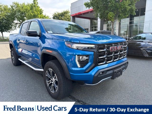 Dynamic Blue Metallic 2023 GMC Canyon AT4 Crew Cab 4WD Pickup Truck Four-Wheel Drive 8-Speed Automatic