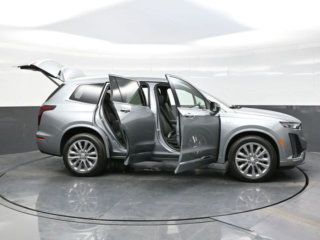 2025 Cadillac XT6 Premium Luxury photo