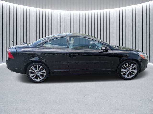 Used 2013 Volvo C70 T5 with VIN YV1672MC1DJ143717 for sale in Alpharetta, GA