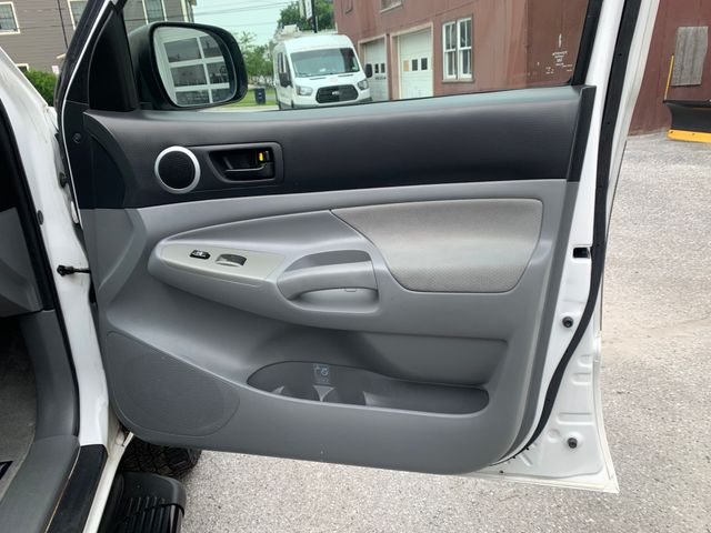 Used 2006 Toyota Tacoma Truck