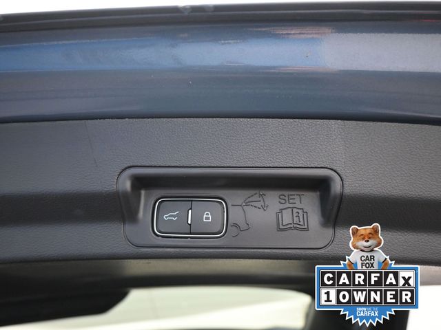 2025 Ford Explorer ST-Line photo
