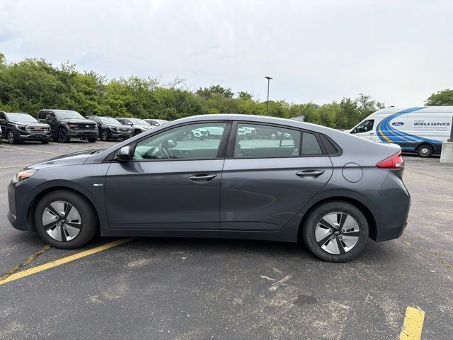 Used 2019 Summit Gray Pearl Hyundai Blue image 2
