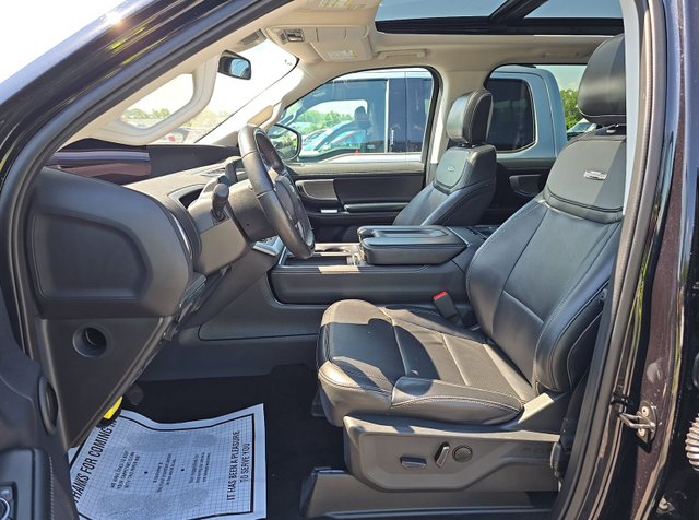 2025 Black Metallic Ford Expedition Max Platinum 4X4 SUV