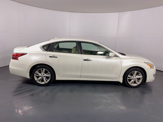 2014 Nissan Altima 2.5 SV 31