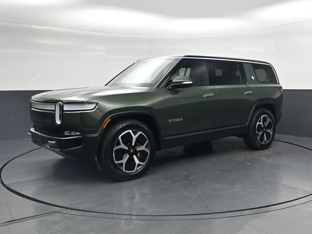 Used 2024  Rivian Adventure image 8