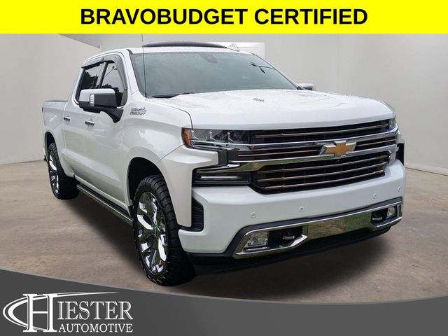 White (Iridescent Pearl Tricoat) 2021 Chevrolet Silverado 1500 High Country Crew Cab 4WD Pickup Truck Four-Wheel Drive Automatic