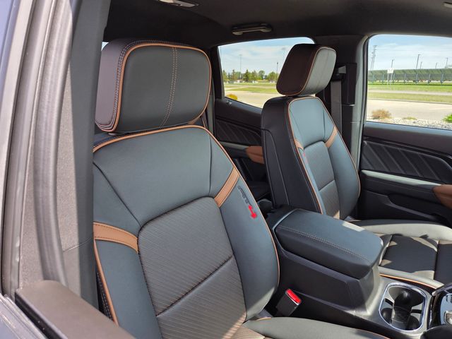 2026 GMC Canyon AT4, 4WD