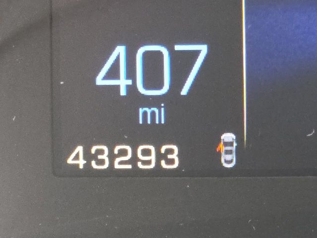 Used 2015 Gray Cadillac Luxury image 9