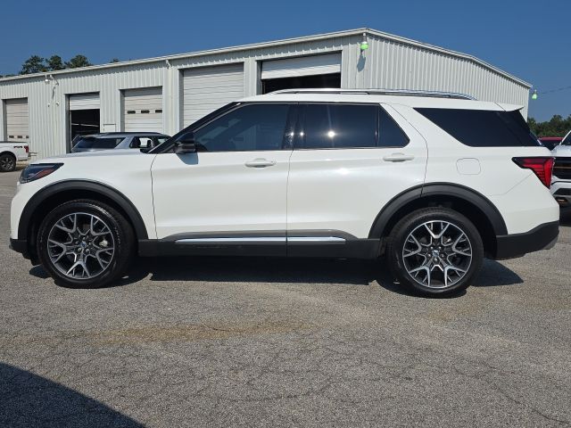 2025 Ford Explorer Platinum:B01877