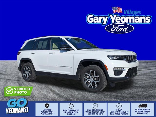 Bright White Clearcoat 2025 Jeep Grand Cherokee SUV / Crossover Four-Wheel Drive 8-Speed Automatic