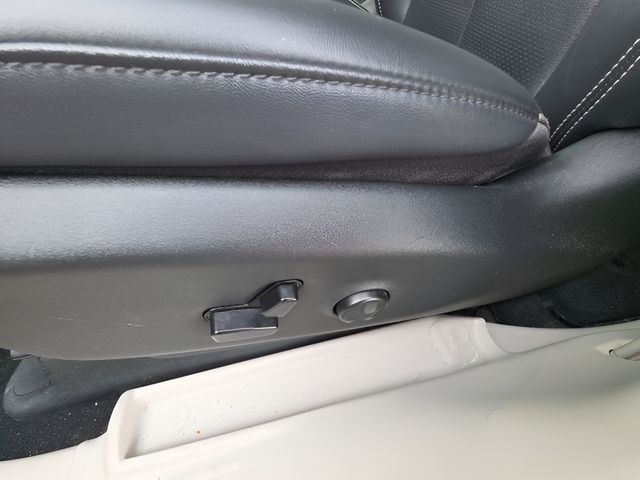 Used 2024 Chrysler Pacifica Van