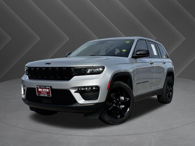 2024 Jeep Grand Cherokee Limited Silver at Texan Dodge Chrysler Jeep Ram
