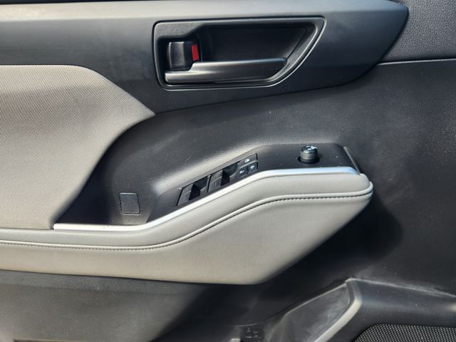 2021 Toyota Highlander L Gray at North Houston Mitsubishi