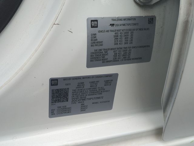 Used 2023 White Chevrolet Custom image 26