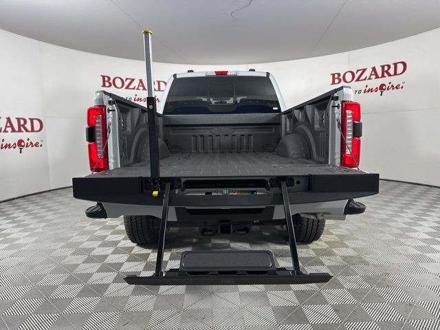 2025 Avalanche Ford Super Duty F-250 SRW Lariat 4X4 Truck
