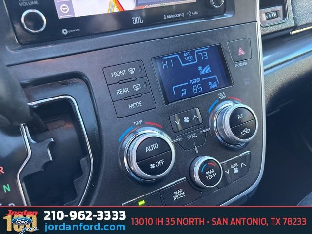 Used Car 2020 Toyota Sienna  For Sale Under $30,000 In San Antonio, Texas