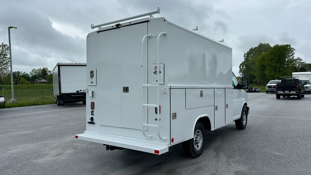 New 2025 Chevrolet Express 3500 Coupe