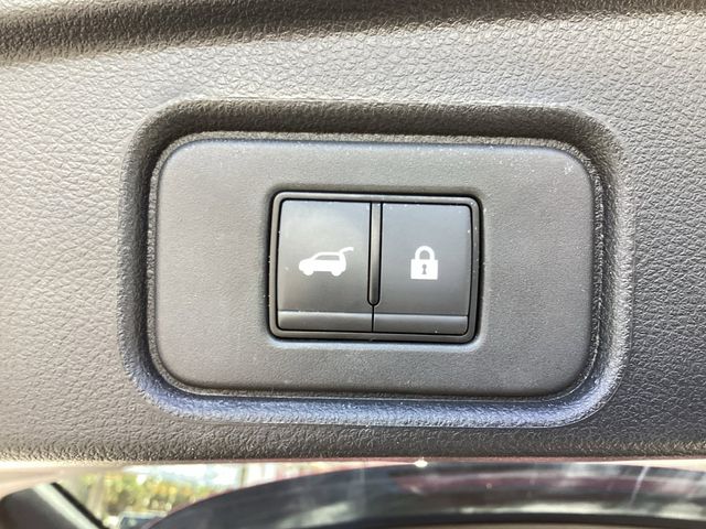 Used Car 2025 Nissan Pathfinder  Sl For Sale Under $35,000 In San Antonio, Texas