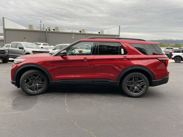 2025 Ford Explorer ST 7