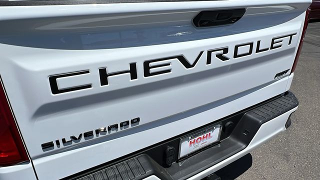 2024 Chevrolet Silverado 1500 RST 12