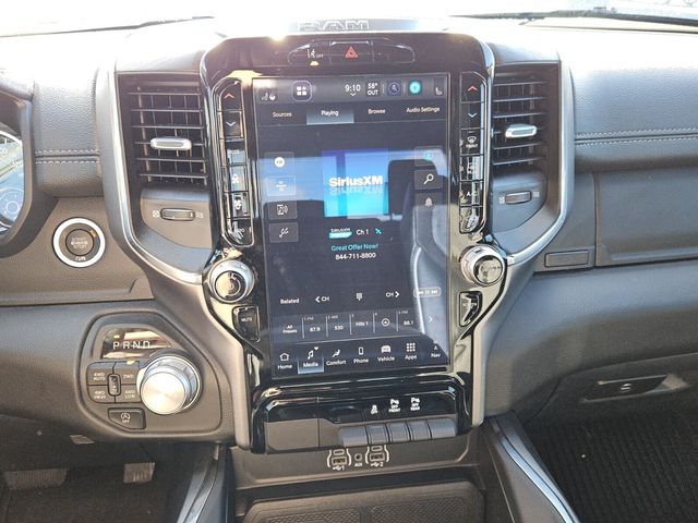 2025 Ram 1500 Laramie Crew Cab 4x4 5'7" Box