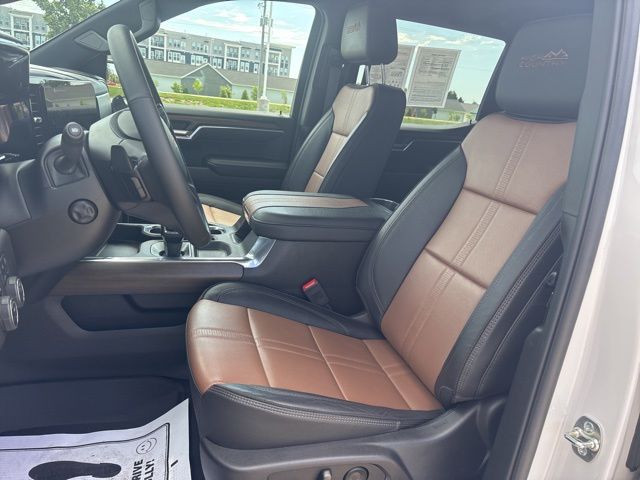 Used 2025 Chevrolet Silverado 1500 Truck